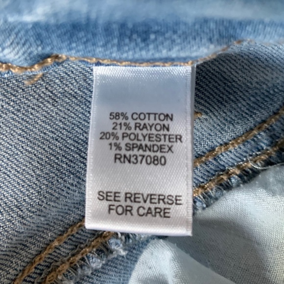 Versona Dip Dyed Frayed Hem Light Wash Denim Five Pocket Jeans Women's … - Picture 9 of 10